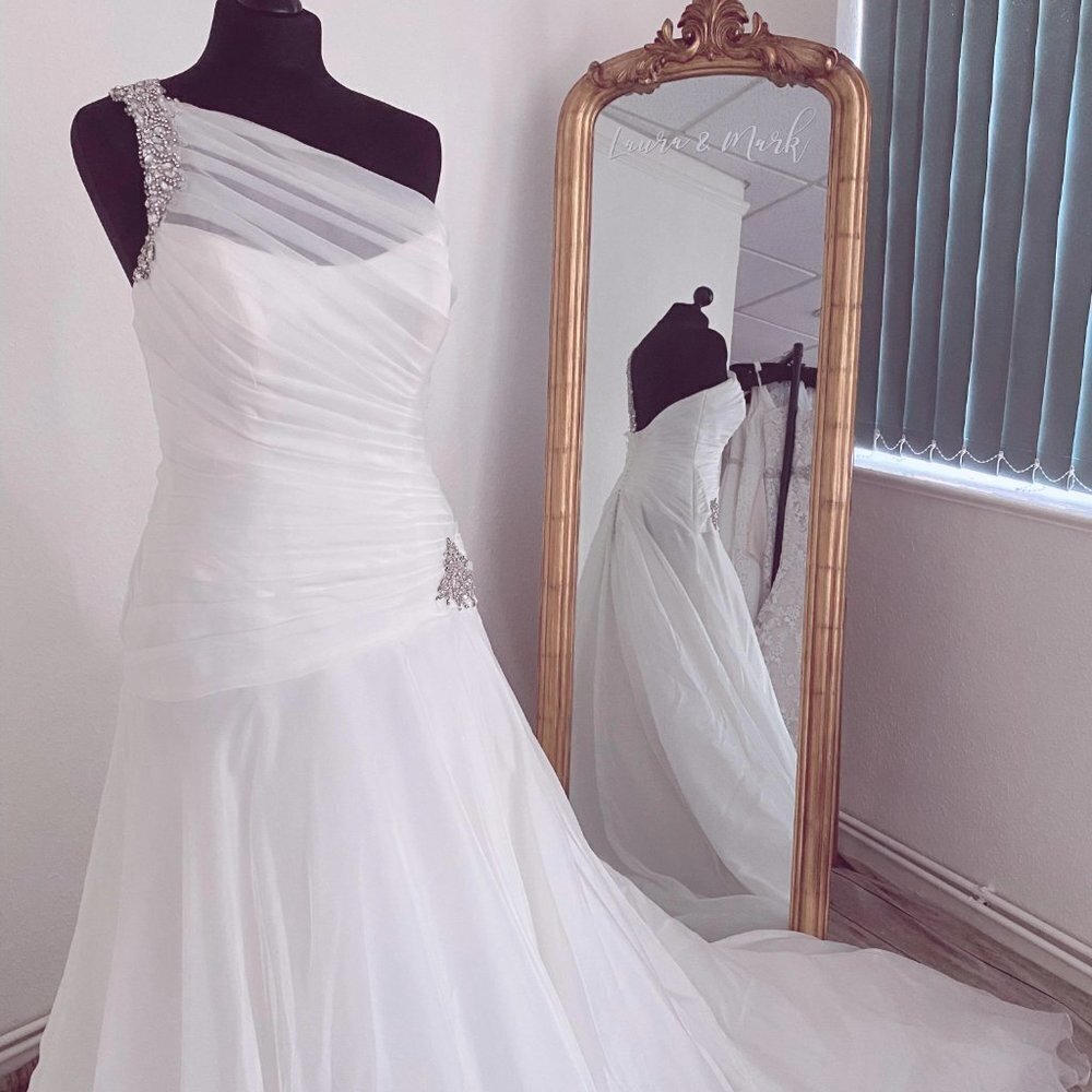 Sophia Tolli Sissy Y21440 Wedding Dress - Picture 2 of 12